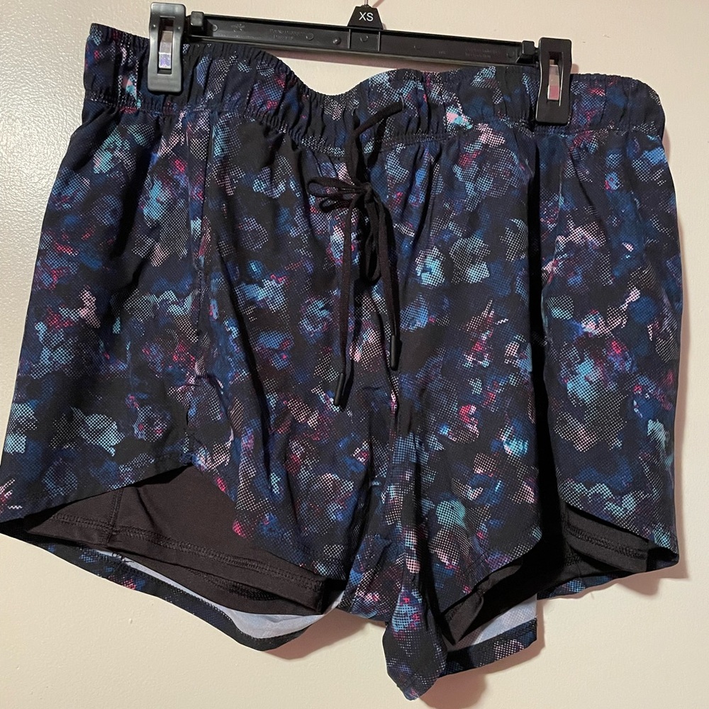 XL athletic shorts